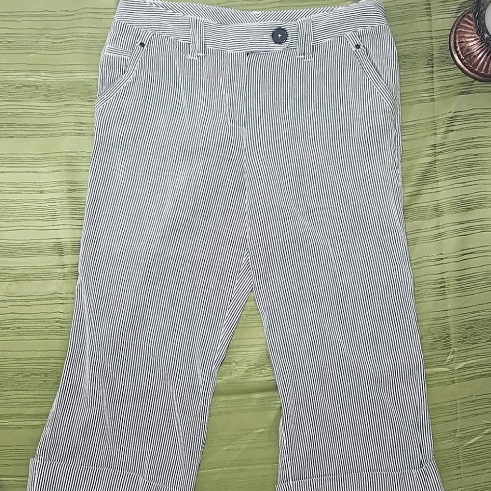 Striped Capris Larry Levine cotton spandex blend